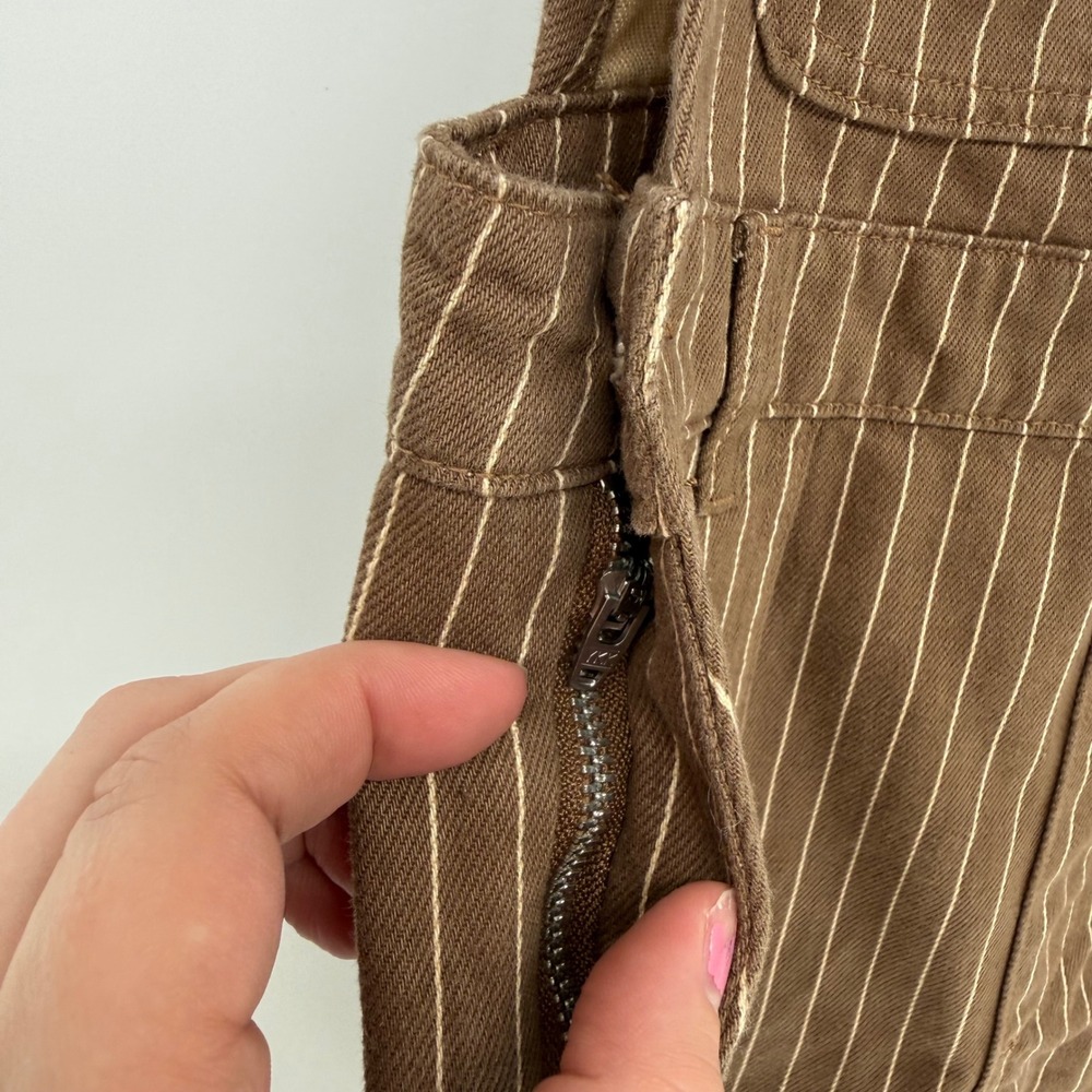 WEWOREWHAT SLIT OVERALL SHORT BROWN PINSTRIPE 100% COTTON SMALL NWT - FLAW - Picture 3 of 12